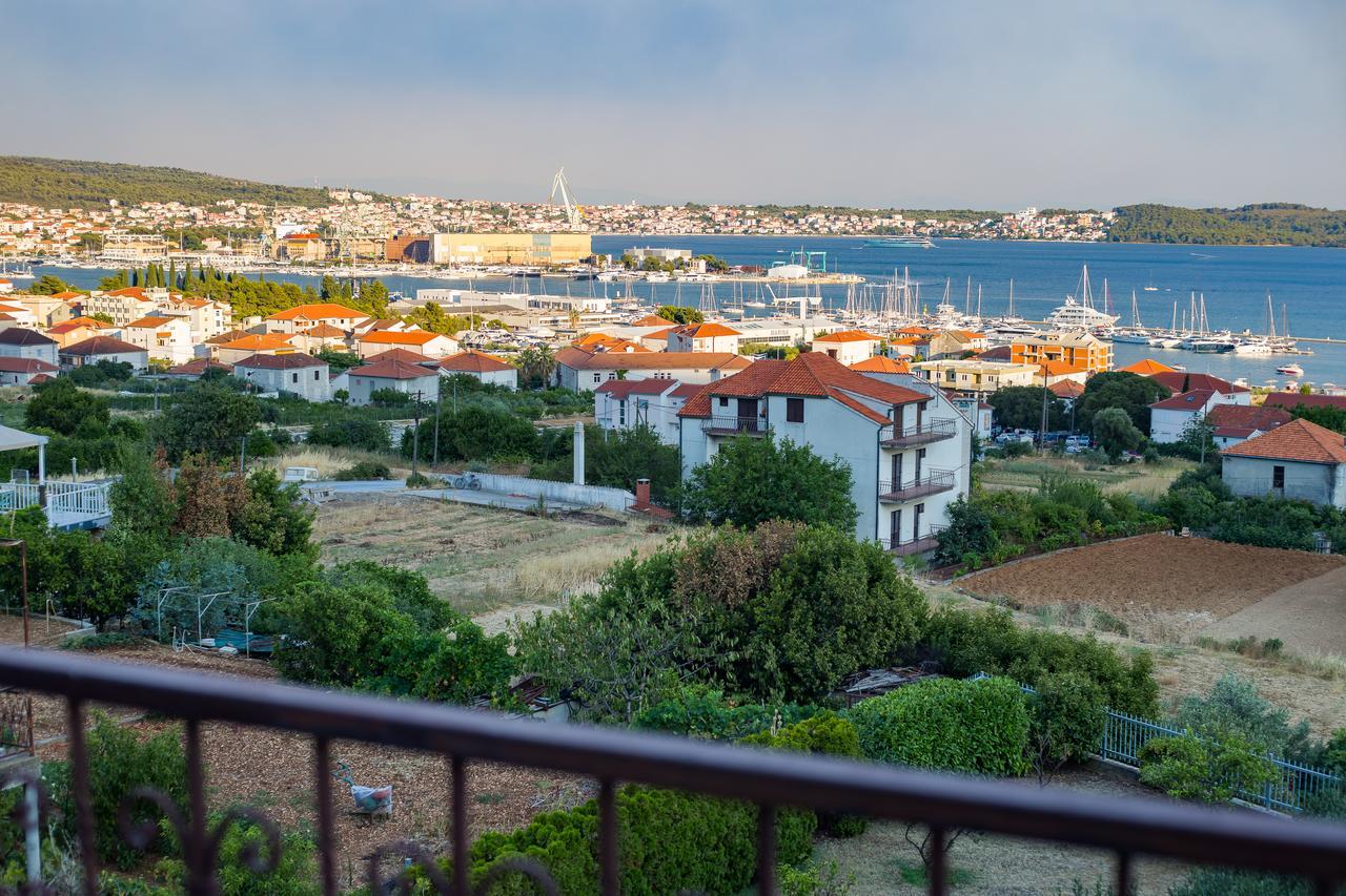 Apartment Drazena Trogir Eksteriør bilde